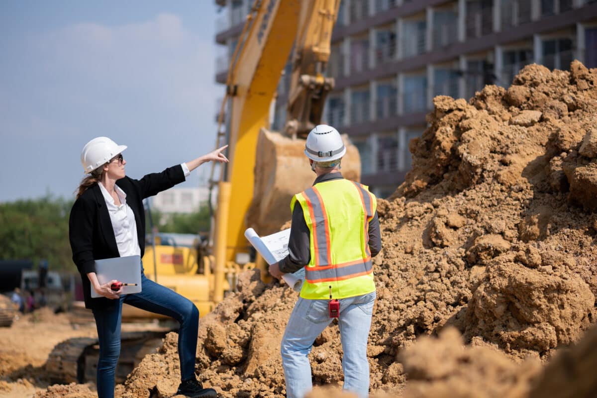 responsabilidad del constructor por incumplimiento de la licencia urbanística